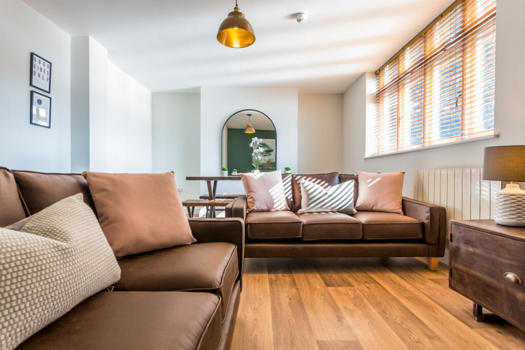 St Hilds Flat 2 living room 3