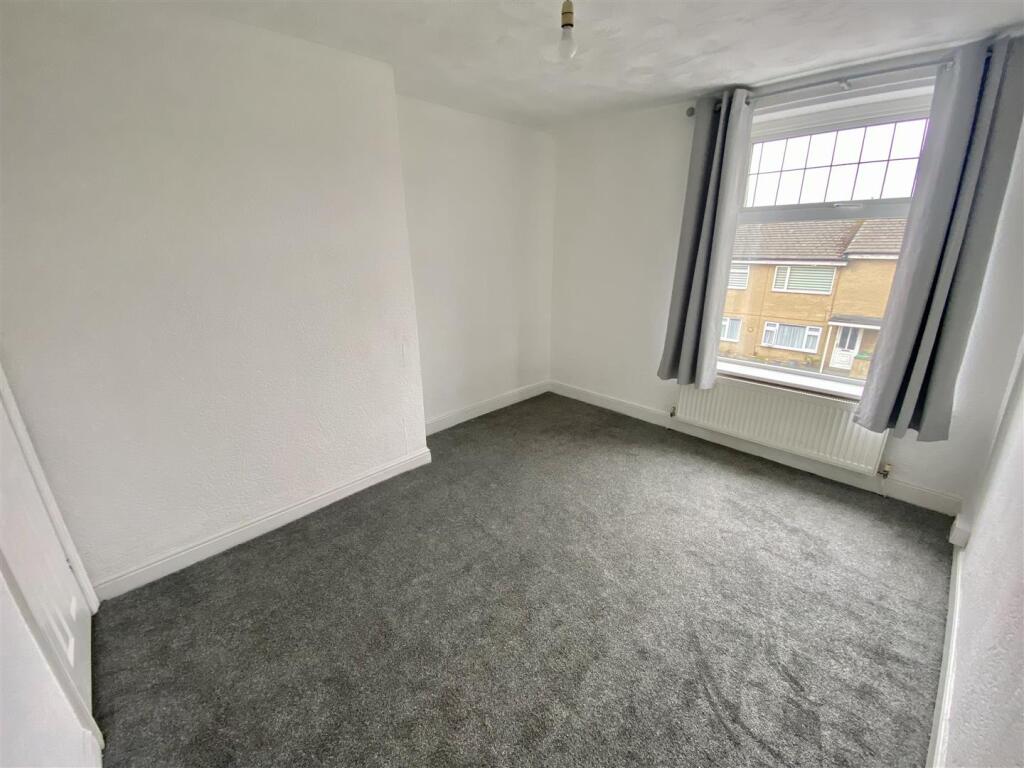 Bramleys Estate Agents - Shillbank Lane - Mirfield