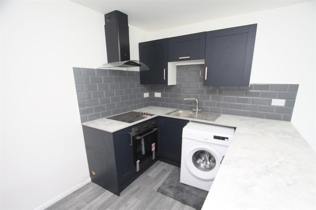 Kitchen area.jpg