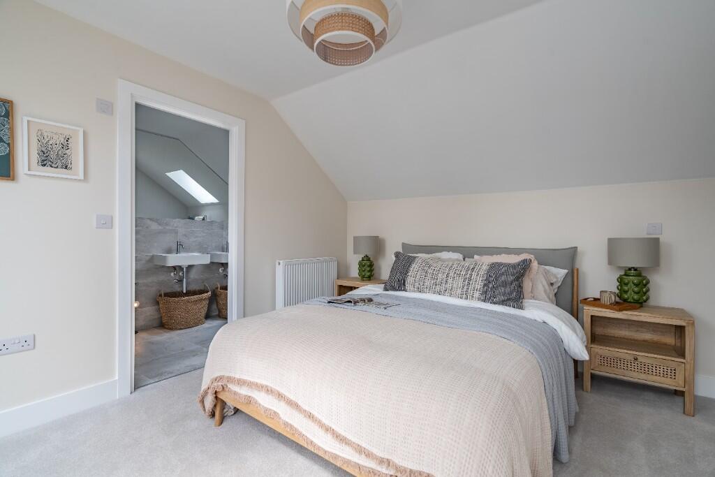 Principle bedroom