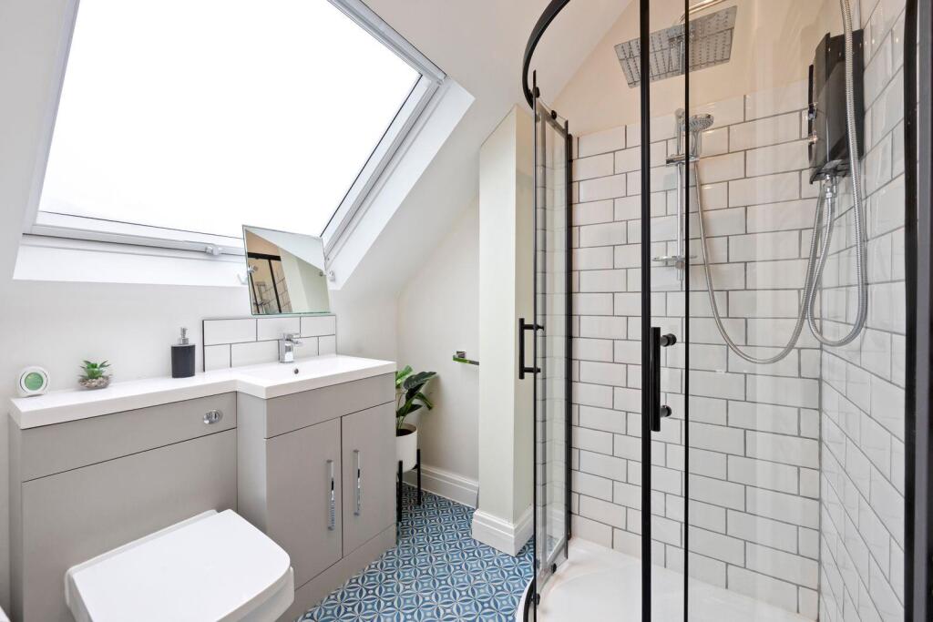 Marmion Road 29 SHOWER ROOM.jpeg