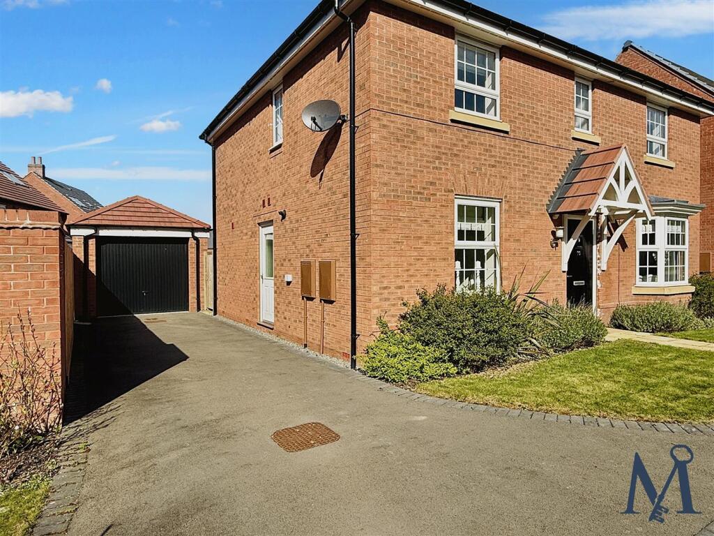 Single Garage