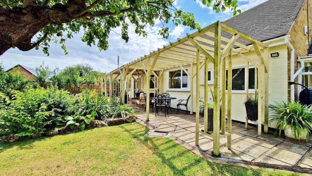 Alternate Outside Rear View