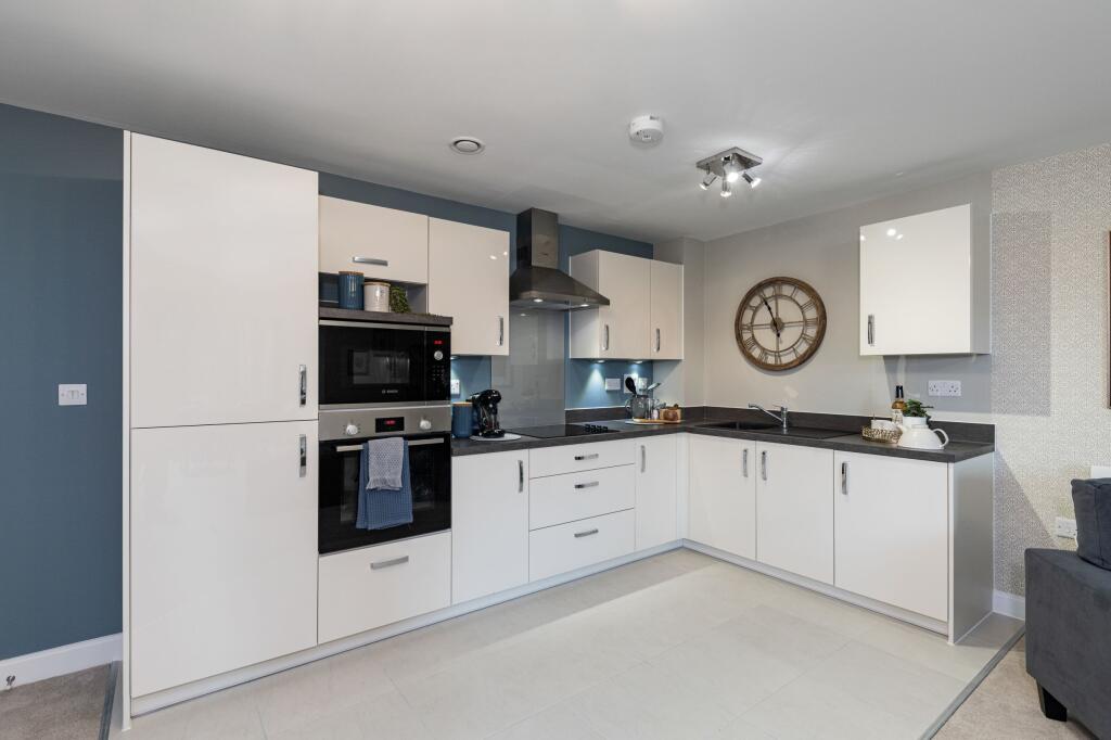 Lowe House - Typical Kitchen  