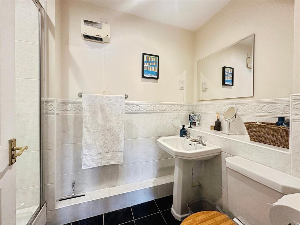 821f6df7-F-4634-BC6F-E707C62C183C-3097-000000FB3E1