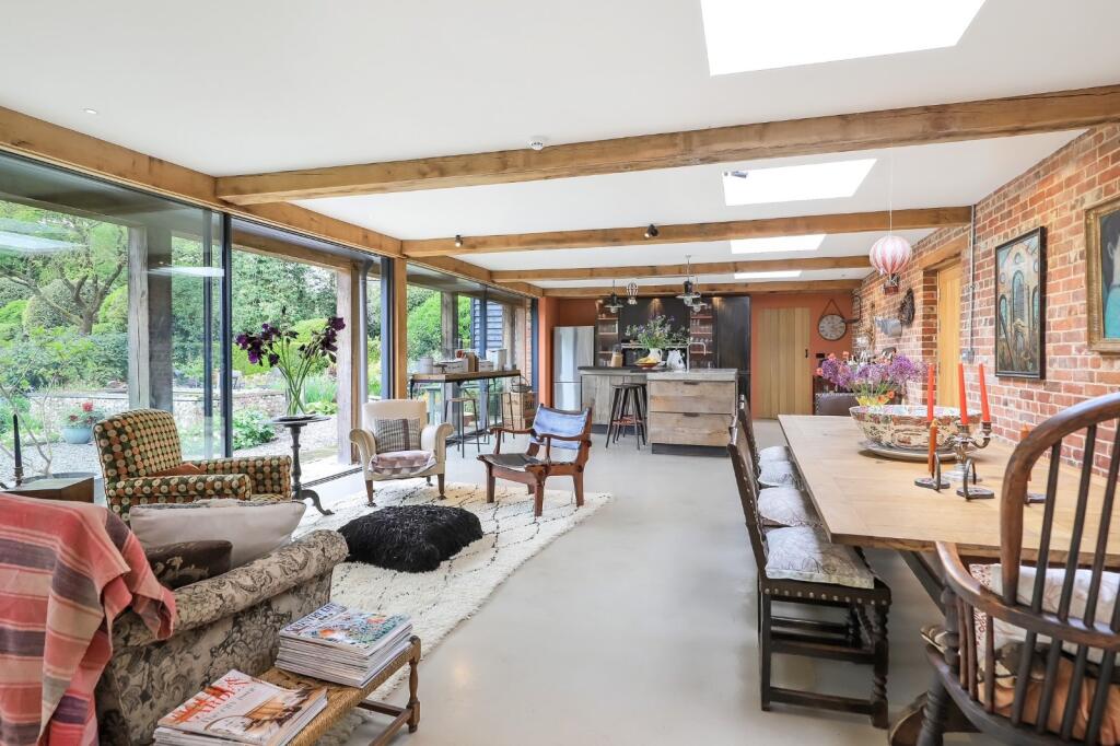 Kitchen/Sitting Room