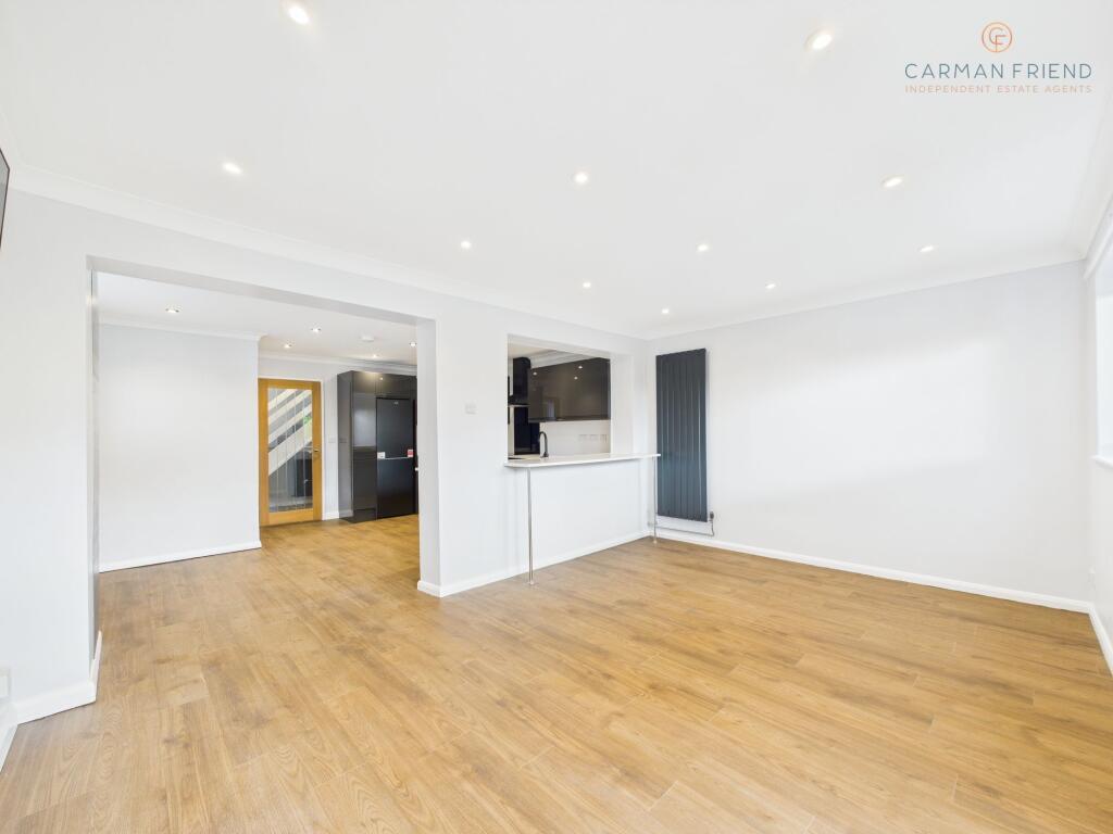 Living/Dining Room
