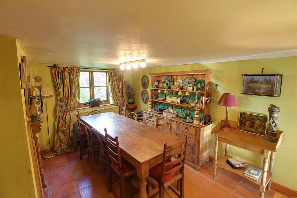 img_7664 - copy-img_7666 - copy.jpg