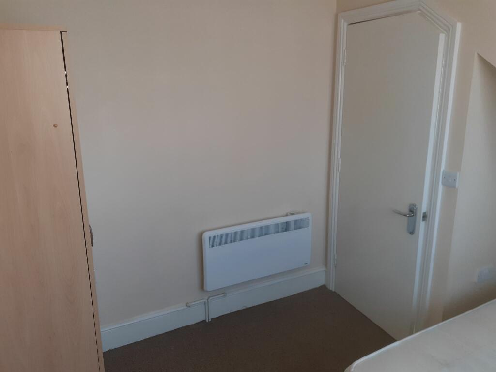 Photograph 5