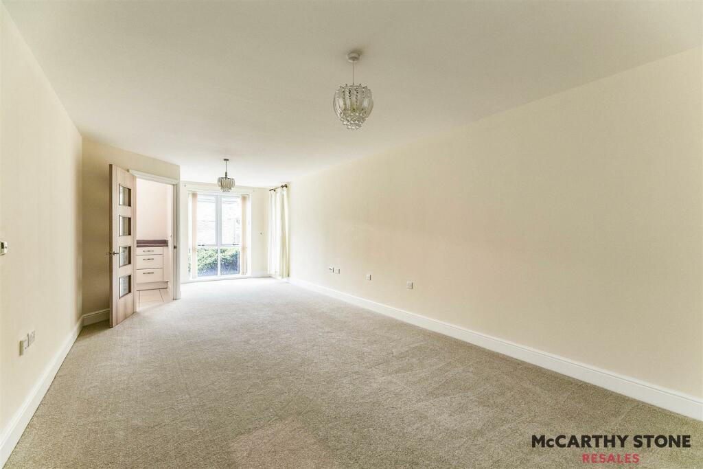 3elmtreecourt-13.jpg