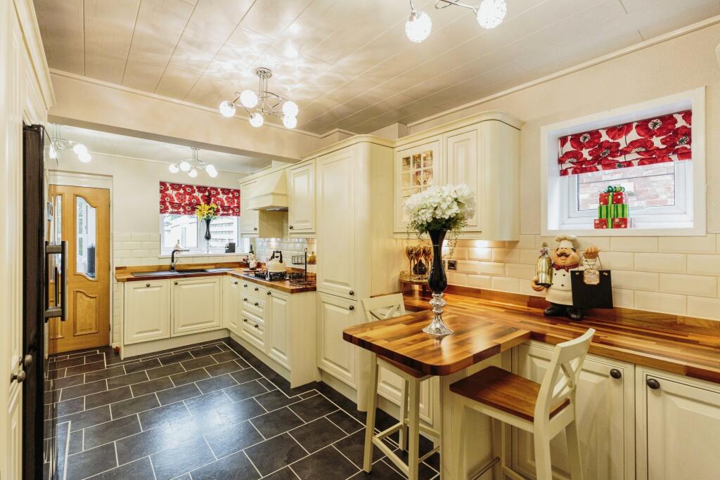 Kitchen/breakfast