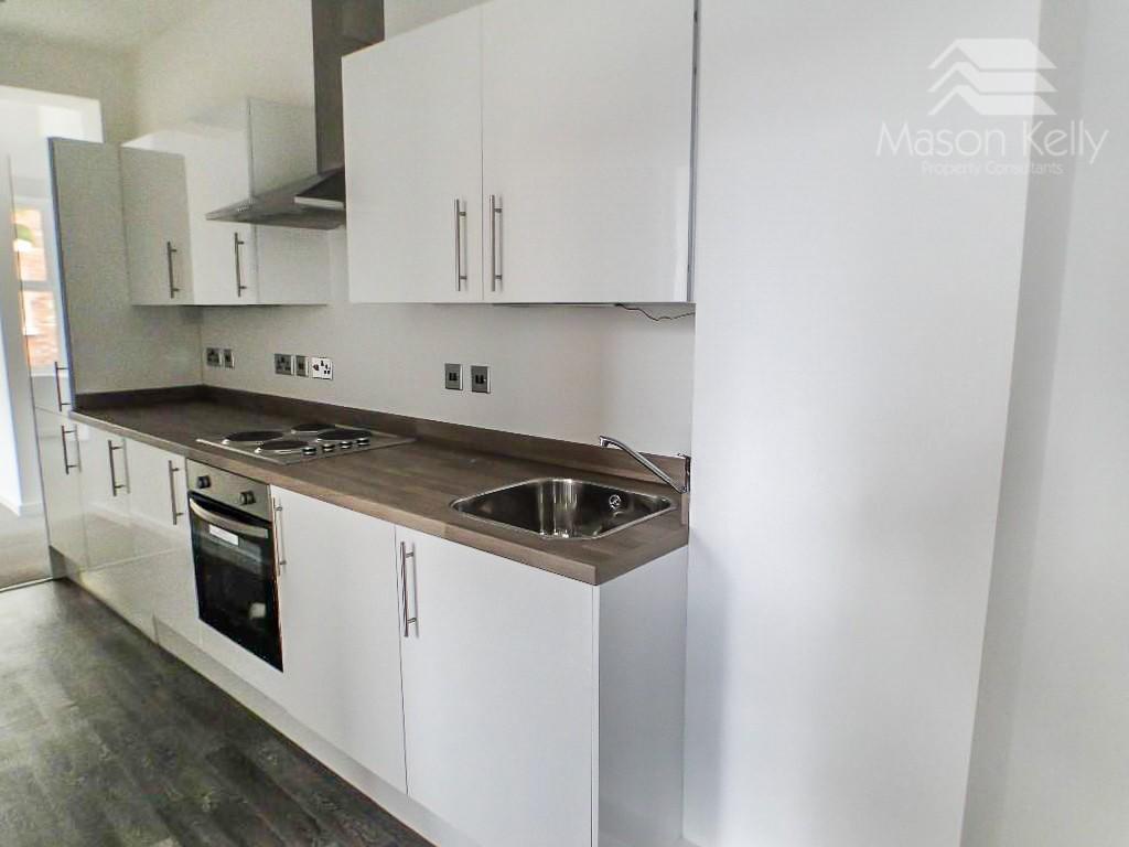 KITCHEN - B