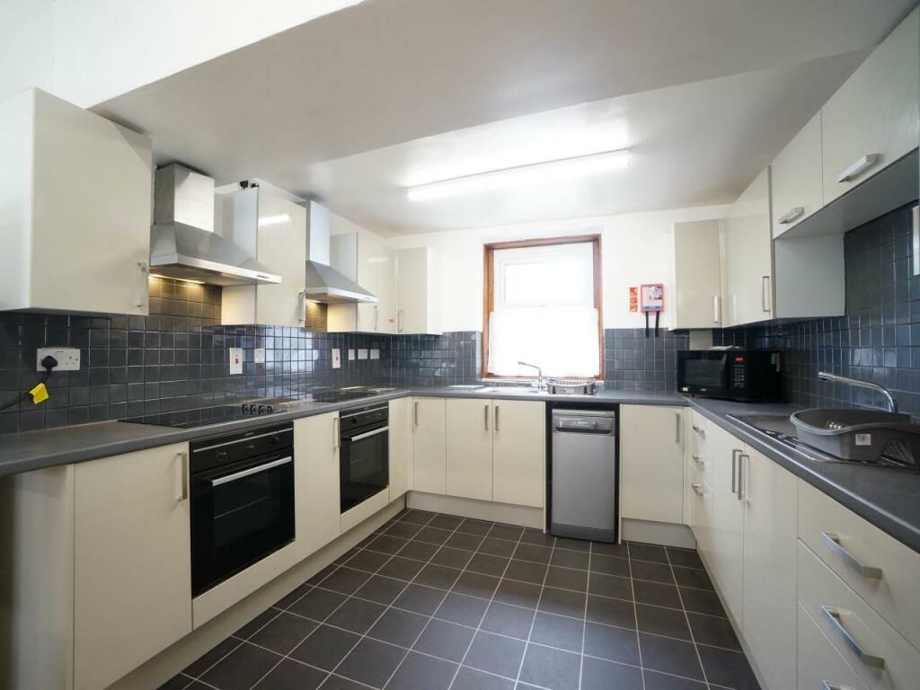 Living Area &amp; Kitchen