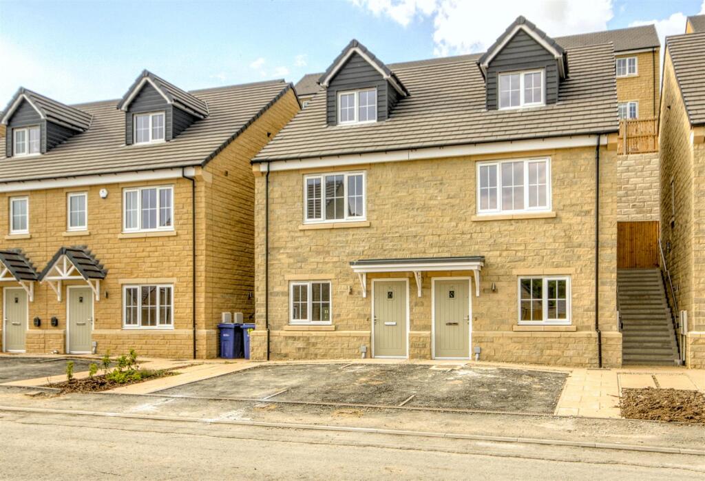 16 Pen-Y-Ghent Road, Skipton