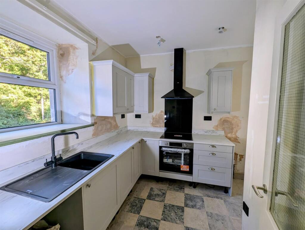 WhatsApp Image 2025-10-17 at 13.43.54_5ebfd7a3.jpg