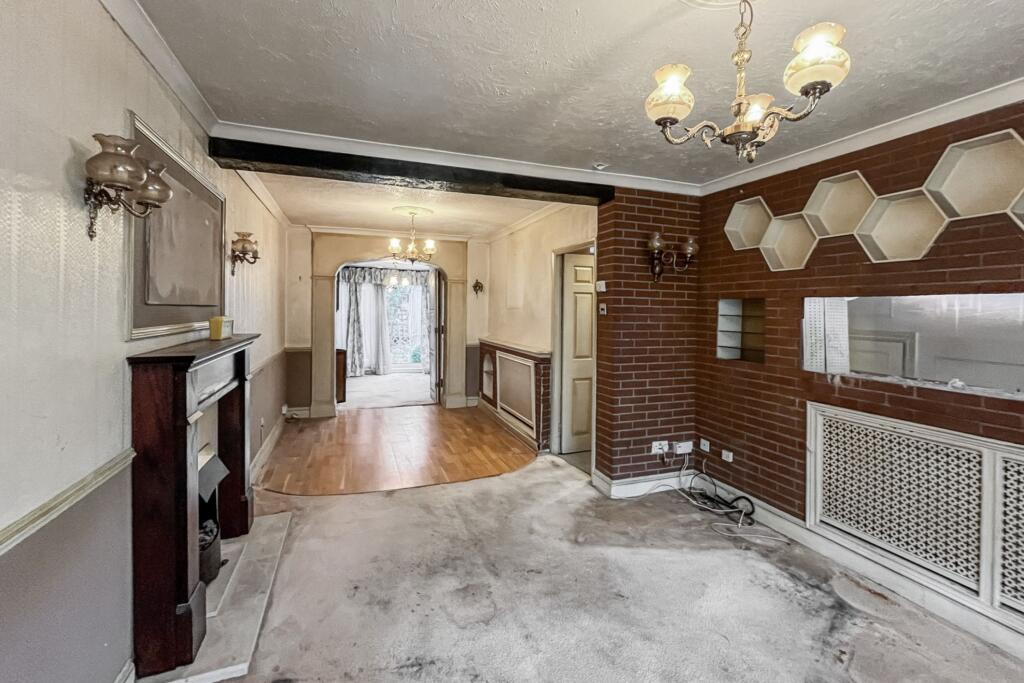 158 Dunley Drive, Croydon, Surrey, CR0 0RE