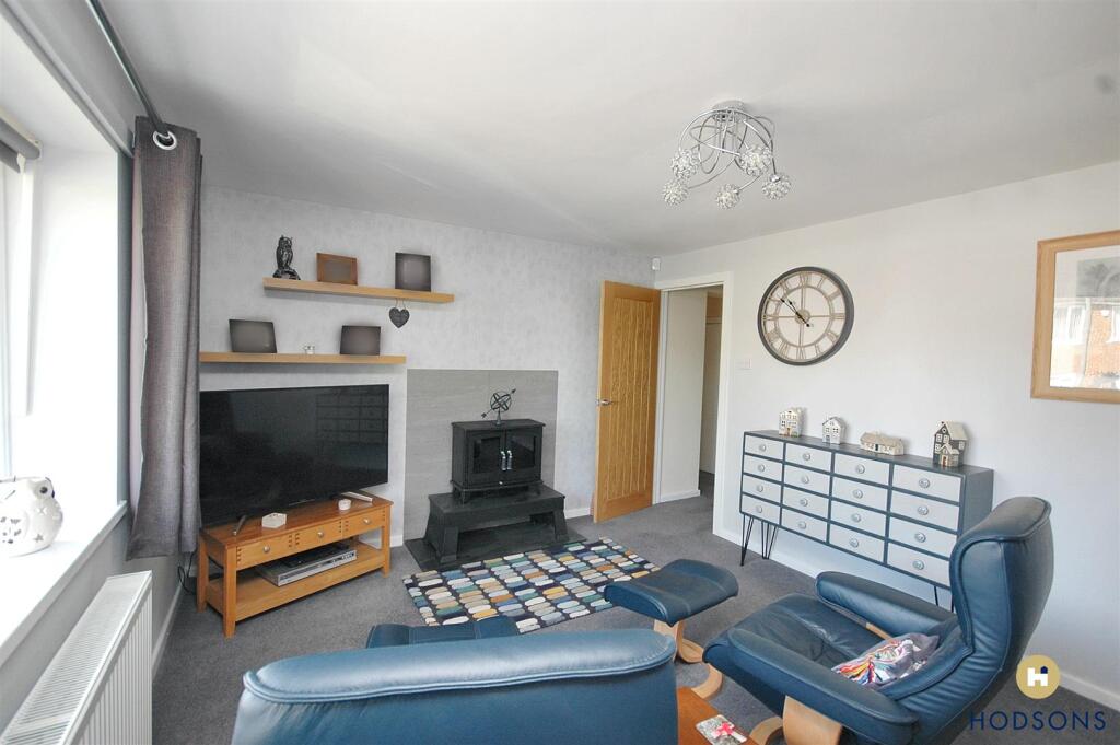Sitting Room/Bedroom