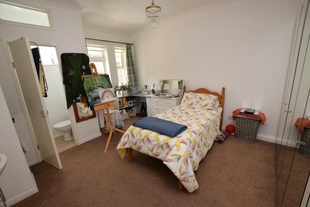 Flat 2 Bedroom