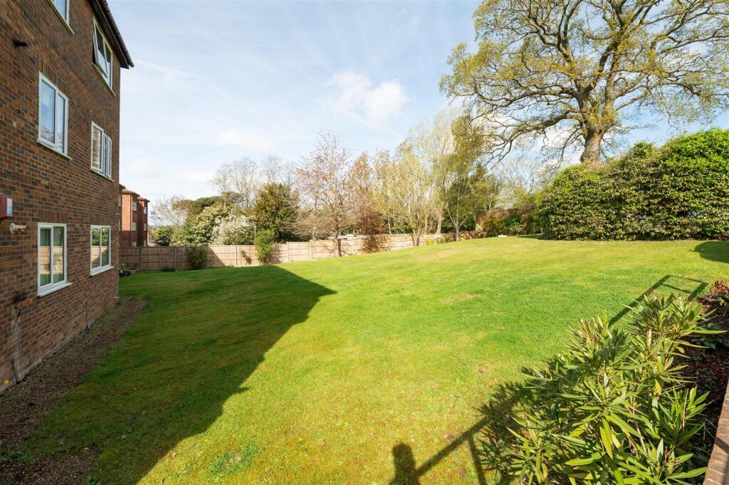 Communal garden.jpeg