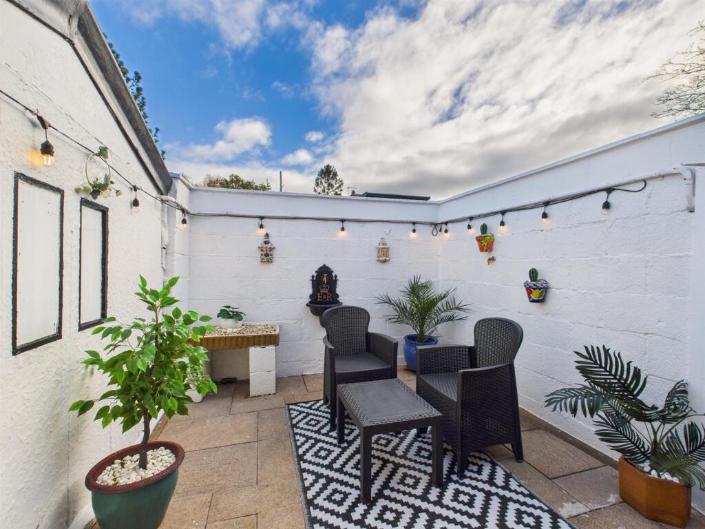Courtyard Garden