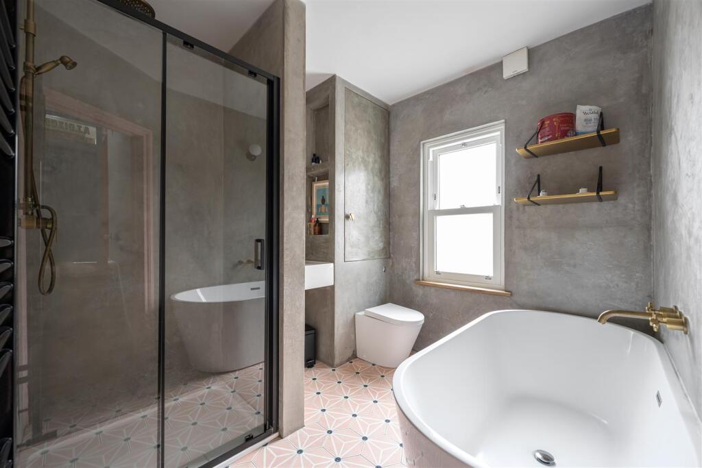 Second-Bathroom-1.jpg