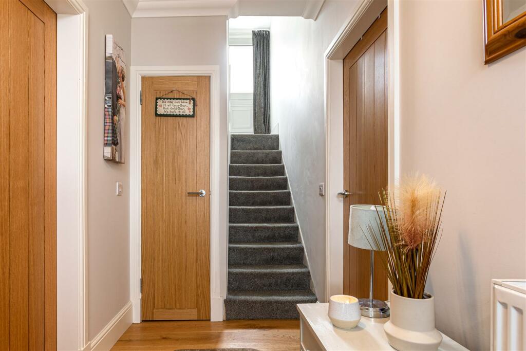 52 Tower Street Selkirk  (9).JPG