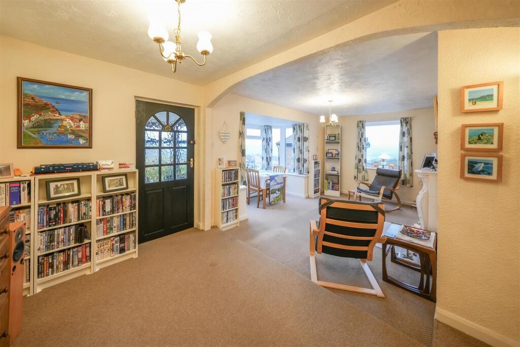 LOUNGE THROUGH DINING AREA