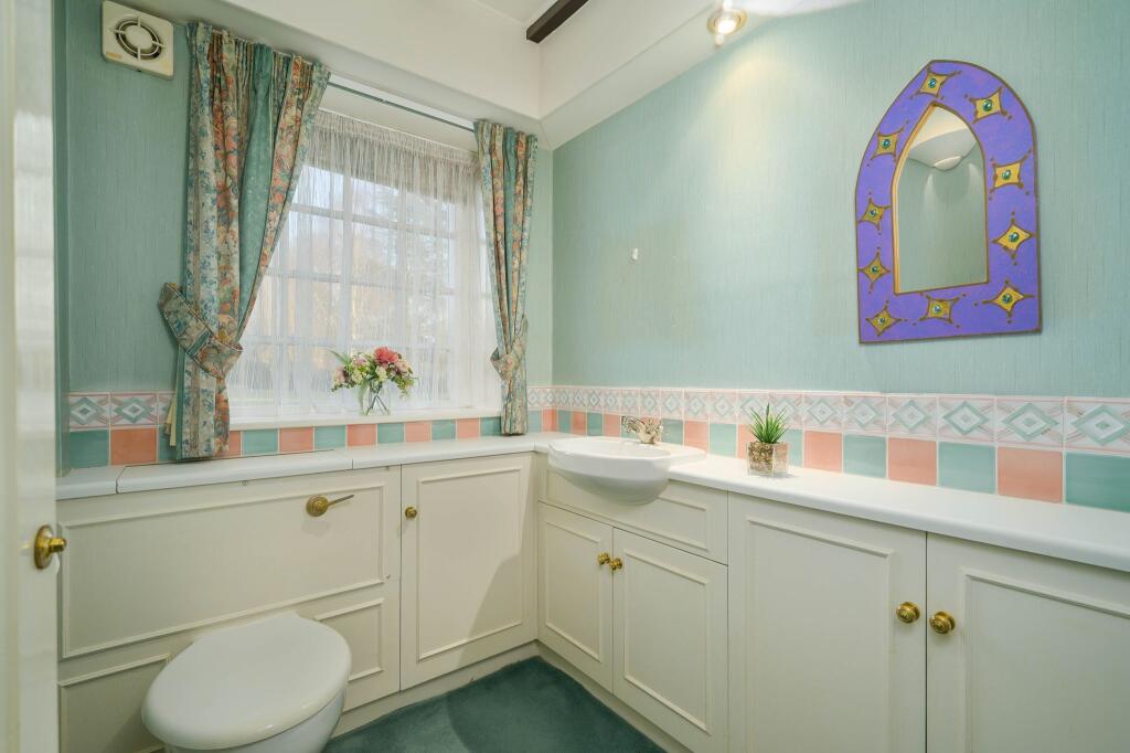 Ground floor WC