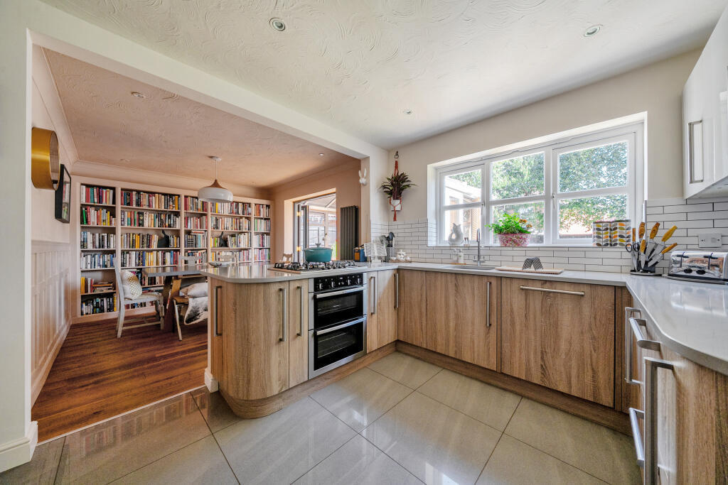 1320981-18-6870dff72f4f0