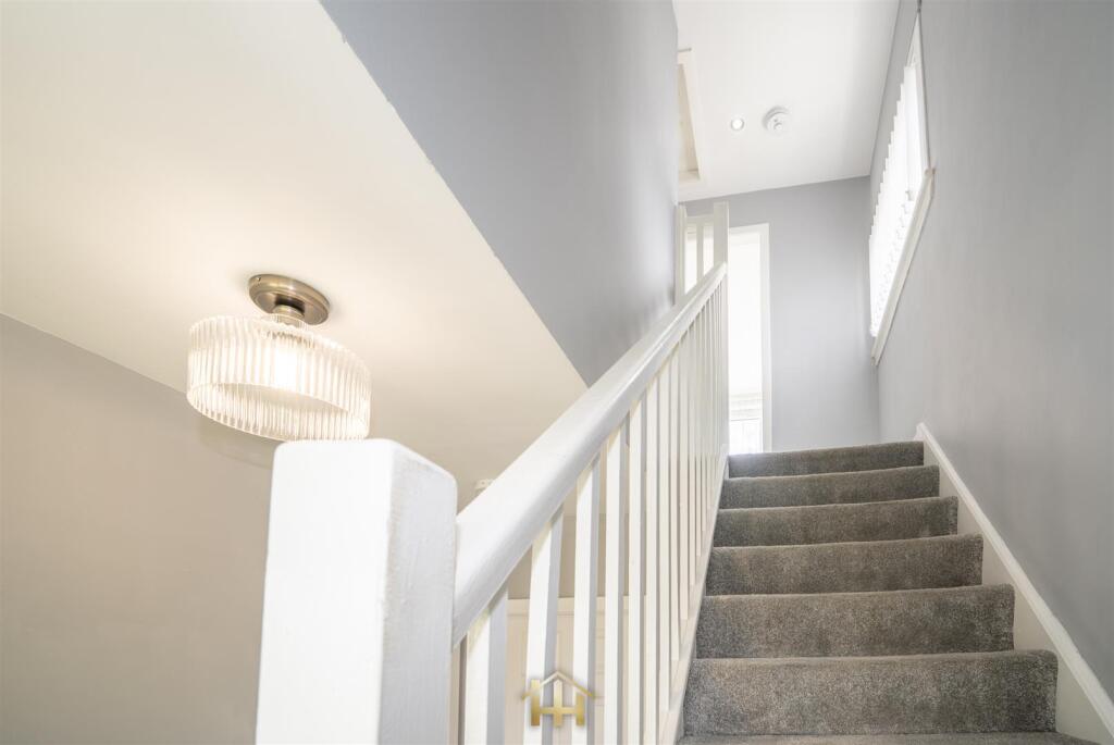 6 Kettins Terrace DD3 9RJ 230425 EDIT (43 of 62).j