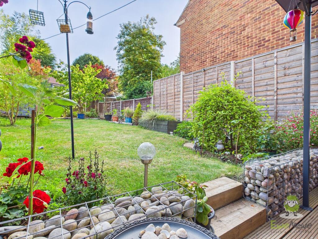 CAM01543G0-PR0135-STILL054