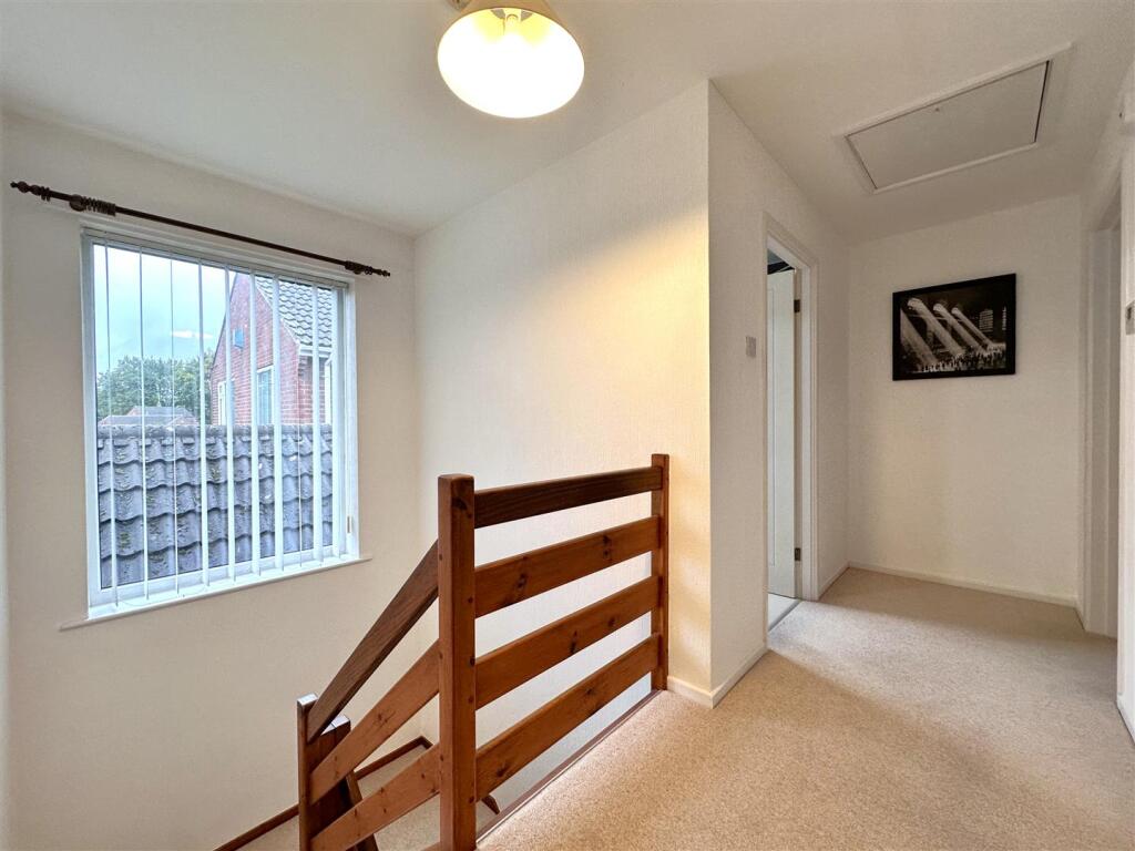 First Floor Landing 780