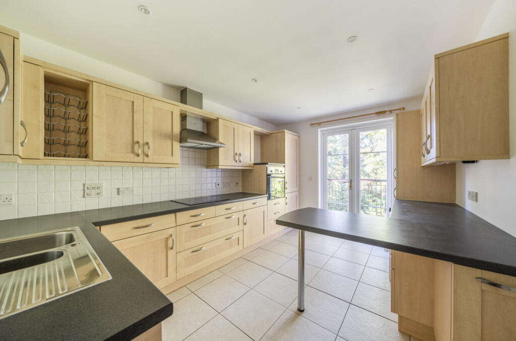 1359237-39-68d187...