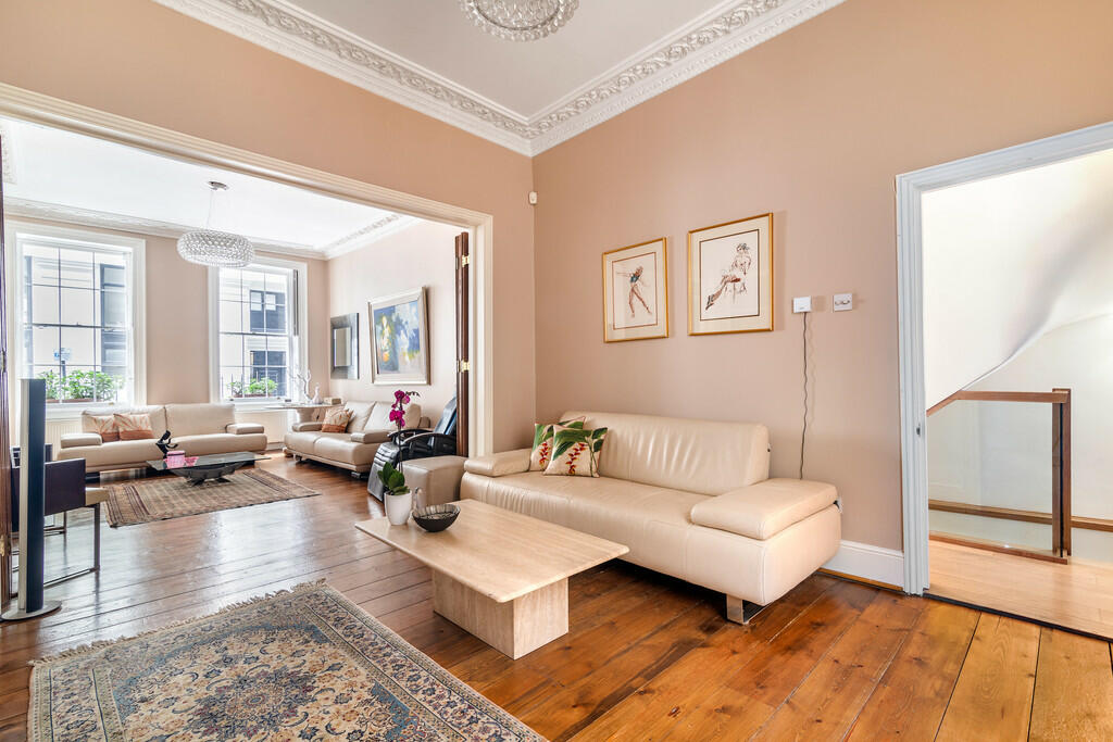 Craven_Street_03