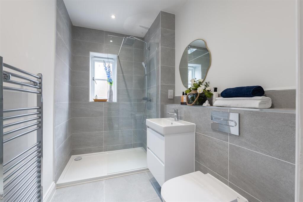 en suite-1.jpg
