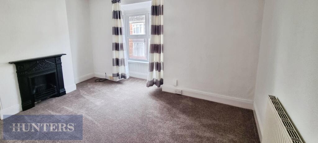 pbox-bedroom-331368.jpg