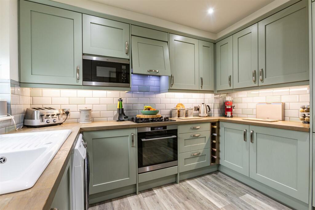 51 Springfield Terrace St Boswells 19.JPG