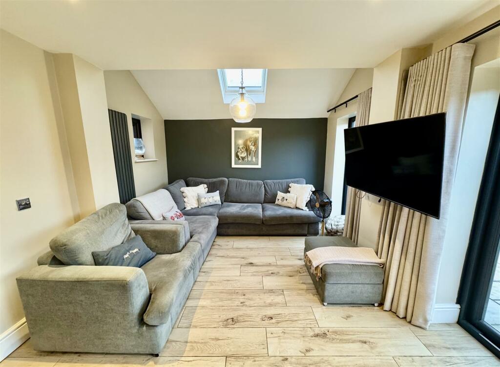 Dining Room/ Sitting Room