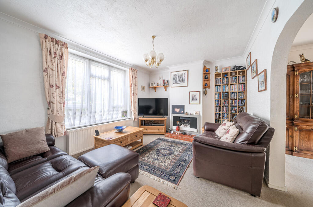 1374016-15-6901ef...