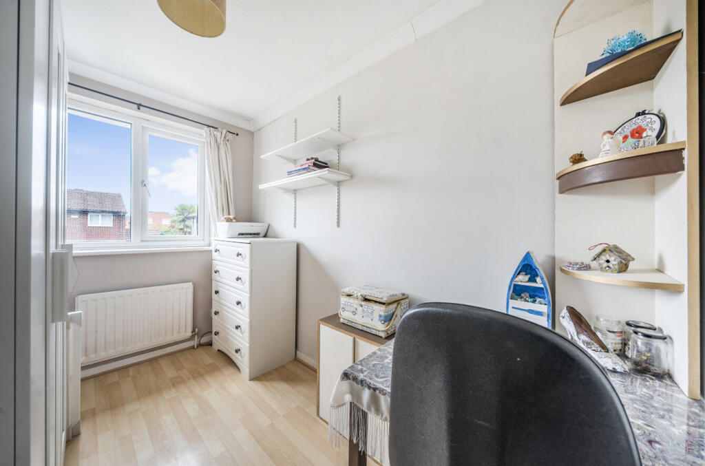 1342619-9-68a7894...