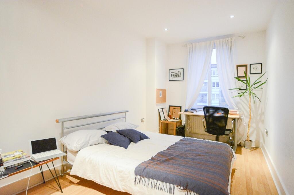 Market Court, N1 5LQ