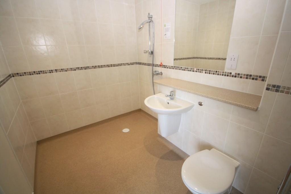 Ensuite 'Wet Room' 