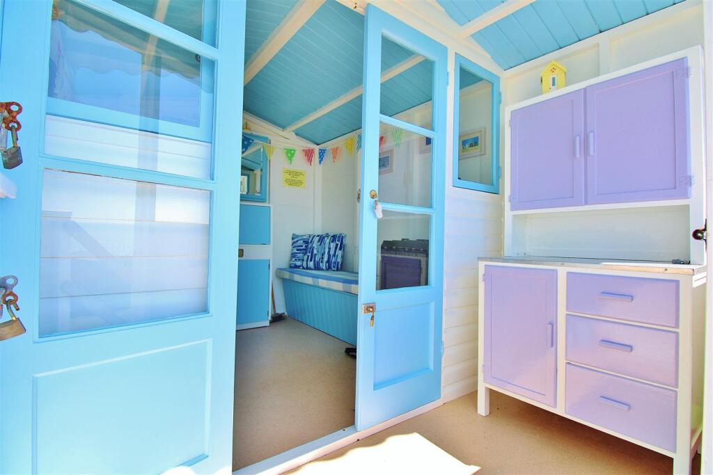 Beach Hut