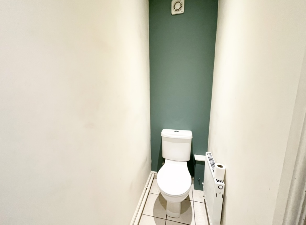 Downstairs WC 