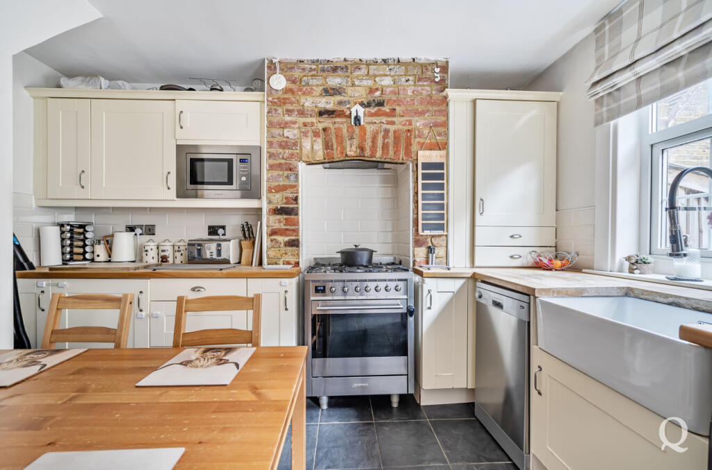 f37ff9a7-3616-4ac...