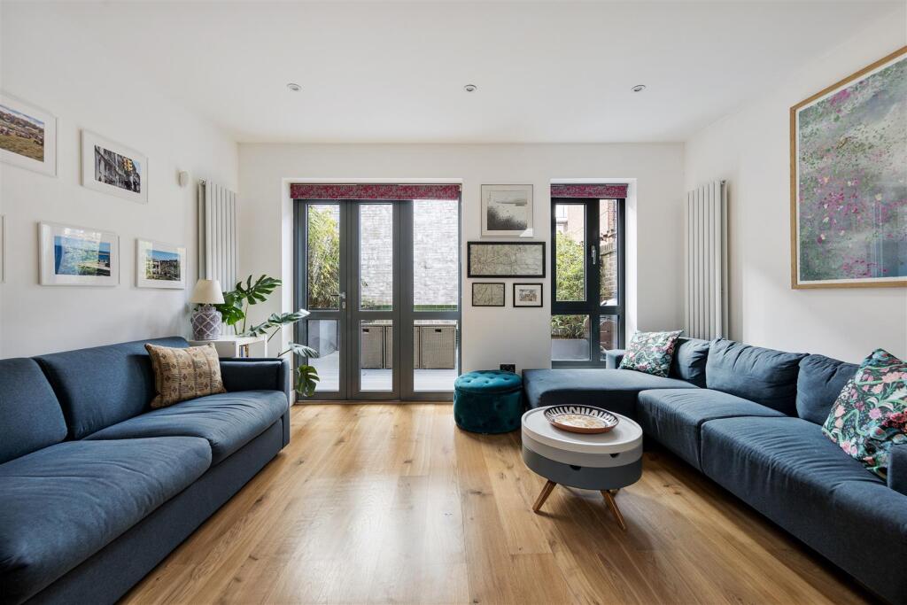 Threaders Apartments E2