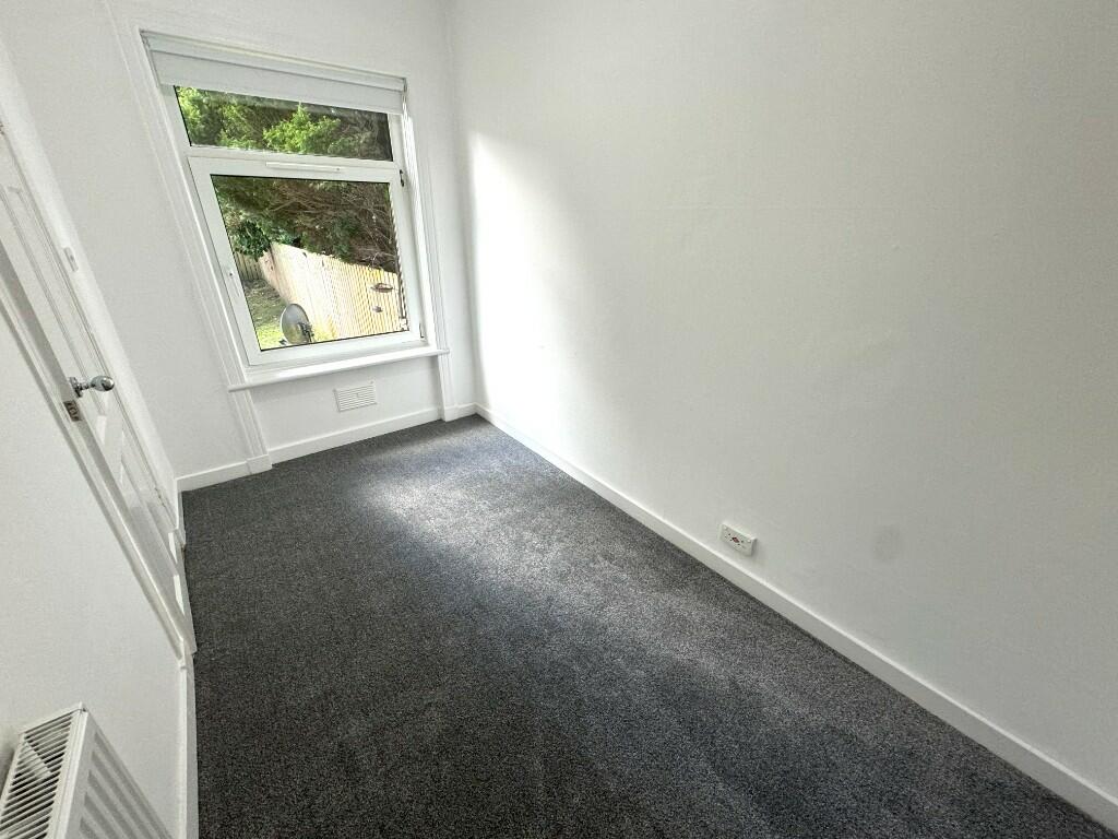 Bedroom 3/ Office