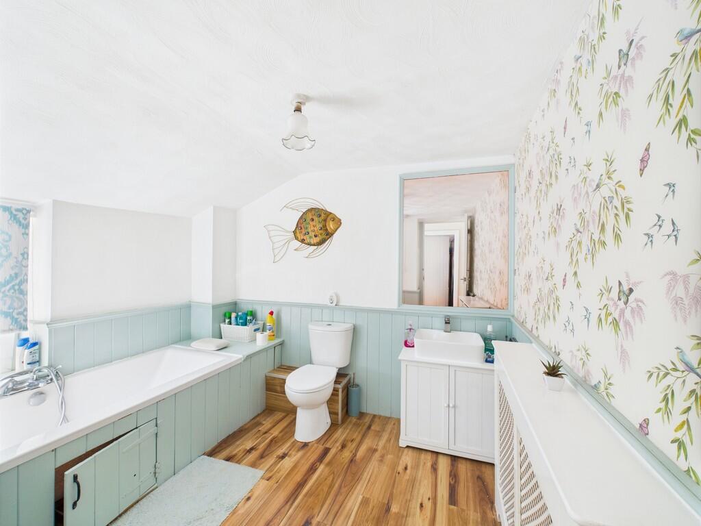 CAM02089G0-PR0524...