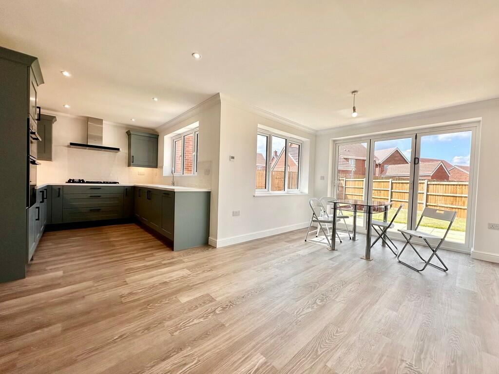 Example photos ta...