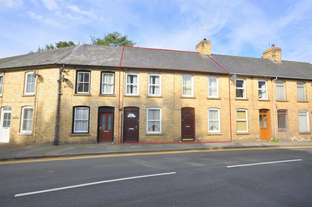 DSC_0310-001 front red line.jpg